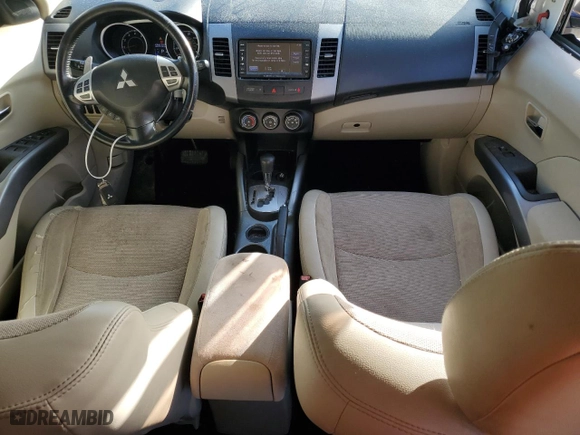 2010 Mitsubishi Outlander SE with VIN JA4AS3AW2AZ018722, listed as a Copart auction lot 80714664 with 149,783 mi miles and Non Repairable. Bid and sale history available at carsss.com. Image 8.