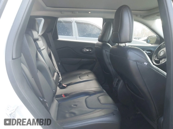 2019 Jeep Cherokee Trailhawk Elite with VIN 1C4PJMBX4KD207368, listed as a IAAI auction lot 41898251 with 49,847 mi miles. Bid and sale history available at carsss.com. Image 8.