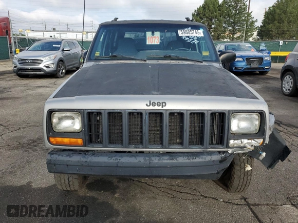 2000 Jeep Cherokee with VIN 1J4FF48S5YL172583, listed as a Copart auction lot 59605745 with 258,409 mi miles and Salvage title. Bid and sale history available at DreamBid. Image 5.