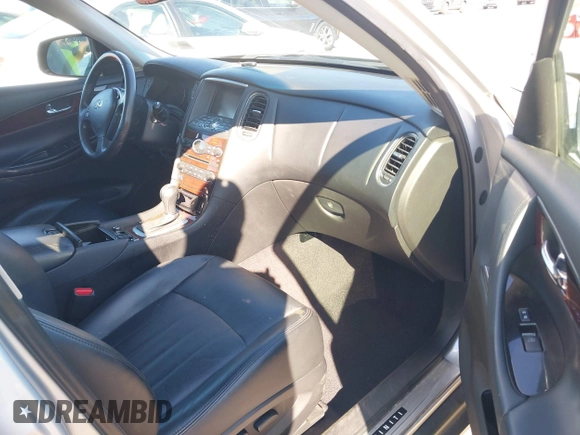 2016 Infiniti QX50 z VIN JN1BJ0RP2GM232983, wystawiony jako IAAI lot #41877521 z przebiegiem 78 968 mil mil oraz . Historia ofert i sprzedaży dostępna na DreamBid. Obrazek 5.