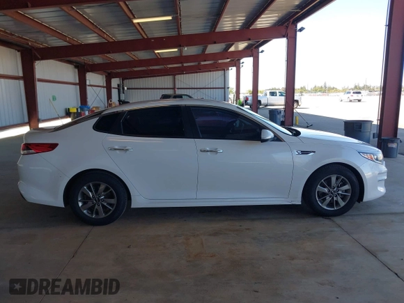 2016 Kia Optima LX Turbo with VIN 5XXGT4L19GG043570, listed as a IAAI auction lot 41837500 with 160,231 mi miles. Bid and sale history available at carsss.com. Image 13.