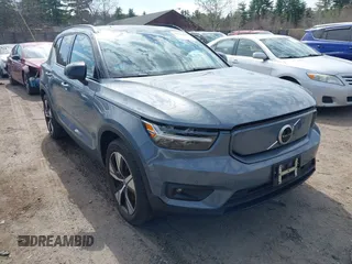 2021 Volvo XC40 с VIN YV4ED3UR9M2600401, выставлен на аукционе IAAI как лот 42082399 с пробегом Не указан миль и . История ставок и продаж доступна на DreamBid. Изображение 1.
