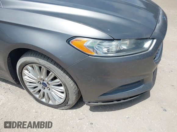 2013 Ford Fusion SE Hybrid with VIN 3FA6P0LU3DR338282, listed as a IAAI auction lot 41973498 with 187,375 mi miles. Bid and sale history available at carsss.com. Image 13.