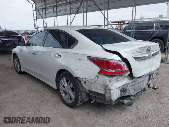 2015 Nissan Altima SL z VIN 1N4AL3AP7FC134199, wystawiony jako IAAI lot #41942234 z przebiegiem 138 442 mil mil oraz . Historia ofert i sprzedaży dostępna na DreamBid. Obrazek 3.