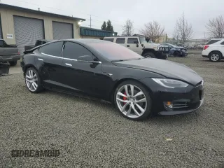 2018 Tesla Model S 75D with VIN 5YJSA1E48JF265906, listed as a Copart auction lot 47886905 with 19,733 mi miles and Salvage Title. Bid and sale history available at DreamBid. Image 4.