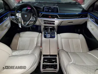 2022 BMW 7 Series 750i xDrive z VIN WBA7U2C04NCG88407, wystawiony jako Copart lot #42753005 z przebiegiem 22 950 mil mil oraz Nie do naprawy • Non repairable. Historia ofert i sprzedaży dostępna na DreamBid. Obrazek 8.