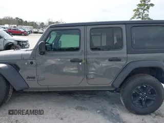 2021 Jeep Wrangler Unlimited Sport S with VIN 1C4HJXDG1MW594522, listed as a IAAI auction lot 41715891 with 88,821 mi miles. Bid and sale history available at carsss.com. Image 14.