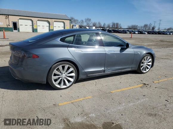 2014 Tesla Model S 60 with VIN 5YJSA1S17EFP47508, listed as a Copart auction lot 47589275 with 108,151 mi miles and Salvage Title. Bid and sale history available at DreamBid. Image 3.