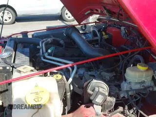 2005 Jeep Wrangler Sport с VIN 1J4FA49S55P313606, выставлен на аукционе IAAI как лот 43125560 с пробегом 200 829 миль миль и . История ставок и продаж доступна на DreamBid. Изображение 19.