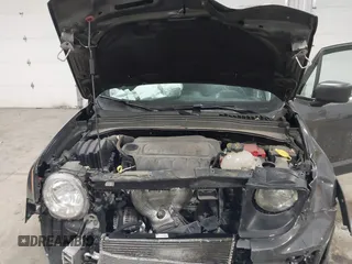 2020 Jeep Renegade Sport z VIN ZACNJBAB8LPL20290, wystawiony jako IAAI lot #41700412 z przebiegiem 32 733 mil mil oraz . Historia ofert i sprzedaży dostępna na DreamBid. Obrazek 10.