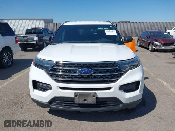 2020 Ford Explorer XLT with VIN 1FMSK7DH0LGA56278, listed as a IAAI auction lot 41836333 with 49,498 mi miles and . Bid and sale history available at carsss.com. Image 12.