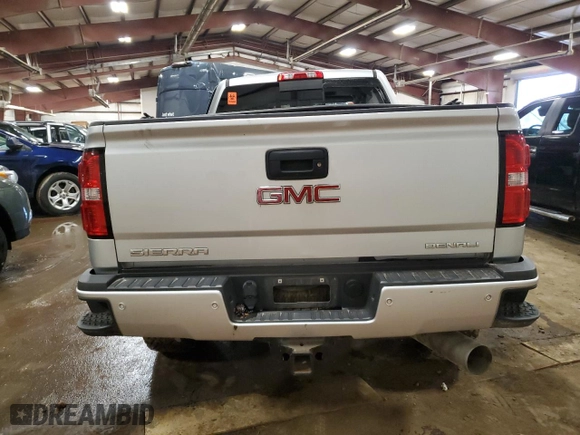 2019 GMC Sierra 2500HD Denali with VIN 1GT12SEY1KF202113, listed as a Copart auction lot 46548095 with 0 mi miles and Salvage Title. Bid and sale history available at carsss.com. Image 6.