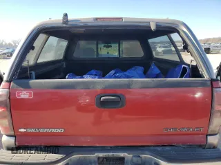 2003 Chevrolet Silverado 1500 with VIN 2GCEK19V131212211, listed as a Copart auction lot 83653254 with 0 mi miles and Salvage Title. Bid and sale history available at carsss.com. Image 6.
