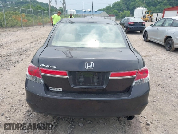 2011 Honda Accord EX с VIN 1HGCP2F72BA037123, выставлен на аукционе IAAI как лот 42438929 с пробегом 104 232 миль миль и . История ставок и продаж доступна на DreamBid. Изображение 16.
