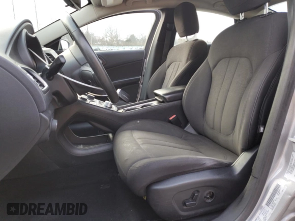 2015 Chrysler 200 Limited with VIN 1C3CCCAB1FN600774, listed as a Copart auction lot 84901984 with 113,902 mi miles and Salvage Title. Bid and sale history available at carsss.com. Image 7.