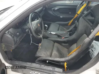 2004 Porsche 911 z VIN WP0AC29984S692205, wystawiony jako Copart lot #73920204 z przebiegiem Nie podano mil oraz Nie do naprawy • Non repairable. Historia ofert i sprzedaży dostępna na DreamBid. Obrazek 7.
