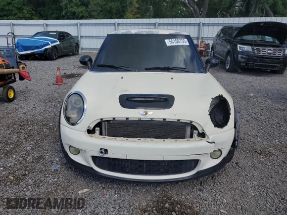 2010 MINI Hardtop S with VIN WMWMF7C5XATW89025, listed as a Copart auction lot 56106705 with 141,216 mi miles and Salvage title. Bid and sale history available at DreamBid. Image 5.