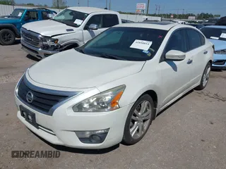 2014 Nissan Altima SL with VIN 1N4BL3AP6EC421665, listed as a IAAI auction lot 41858814 with 199,040 mi miles and . Bid and sale history available at DreamBid. Image 2.