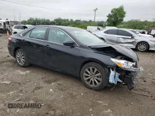 2015 Toyota Camry XLE z VIN 4T1BF1FK3FU939355, wystawiony jako Copart lot #56998335 z przebiegiem 108 689 mil mil oraz Szkoda całkowita • Salvage title. Historia ofert i sprzedaży dostępna na DreamBid. Obrazek 4.