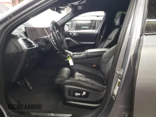 2025 BMW X6 xDrive40i with VIN 5UX33EX05S9X17286, listed as a Copart auction lot 52207275 with 24,547 mi miles and Clean Title. Bid and sale history available at carsss.com. Image 7.