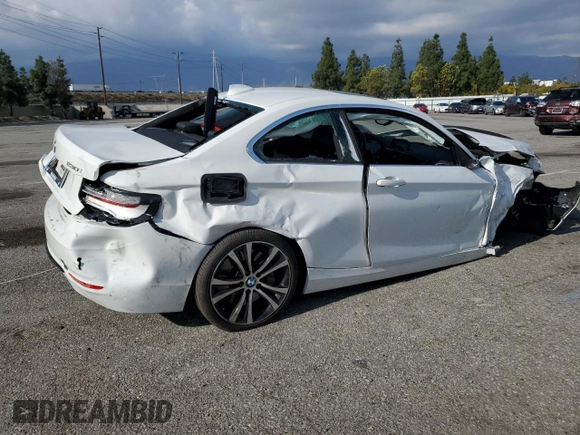 2021 BMW 2 Series 230i with VIN WBA2J1C04M7G50843, listed as a Copart auction lot 44719905 with 31,728 mi miles and Salvage Title. Bid and sale history available at carsss.com. Image 3.
