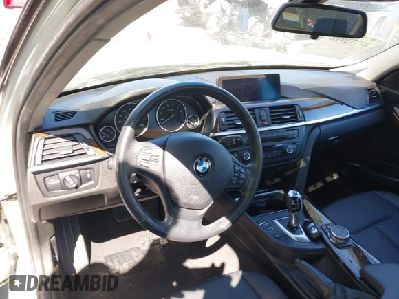 2015 BMW 3 Series 320i with VIN WBA3B1G56FNT06434, listed as a IAAI auction lot 41772918 with 76,782 mi miles. Bid and sale history available at carsss.com. Image 21.