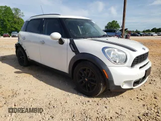 2012 MINI Countryman S with VIN WMWZC3C55CWP20240, listed as a Copart auction lot 53879585 with 141,331 mi miles and Salvage Title. Bid and sale history available at DreamBid. Image 4.