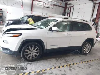 2016 Jeep Cherokee Limited z VIN 1C4PJLDB6GW355058, wystawiony jako IAAI lot #42231943 z przebiegiem 124 656 mil mil oraz . Historia ofert i sprzedaży dostępna na DreamBid. Obrazek 13.