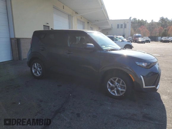 2025 Kia Soul LX with VIN KNDJ23AU9S7259064, listed as a Copart auction lot 54550765 with 3,808 mi miles and Clean Title. Bid and sale history available at carsss.com. Image 4.