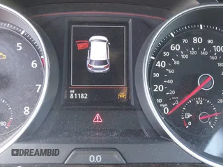 2019 Volkswagen GTI S с VIN 3VW5T7AU6KM015834, выставлен на аукционе IAAI как лот 41654449 с пробегом 81 182 миль миль и . История ставок и продаж доступна на DreamBid. Изображение 16.