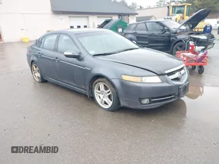 2007 Acura TL with VIN 19UUA66277A039068, listed as a IAAI auction lot 41990963 with 205,277 mi miles. Bid and sale history available at carsss.com. Image 1.