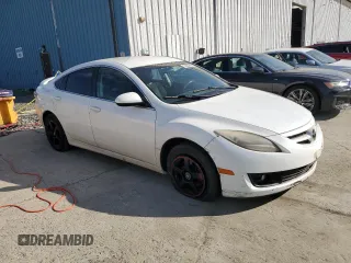 2011 Mazda 6 i Sport with VIN 1YVHZ8BH2B5M10308, listed as a Copart auction lot 52852885 with 184,876 mi miles and Salvage Title. Bid and sale history available at DreamBid. Image 4.