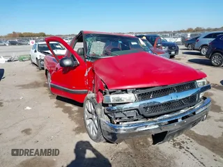 1999 Chevrolet Silverado 1500 with VIN 1GCEC14W9XZ165875, listed as a IAAI auction lot 40994850 with 173,574 mi miles. Bid and sale history available at carsss.com. Image 1.