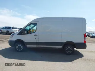 2019 Ford Transit с VIN 1FTYR1CM5KKA70355, выставлен на аукционе IAAI как лот 41923944 с пробегом 158 426 миль миль и . История ставок и продаж доступна на DreamBid. Изображение 14.