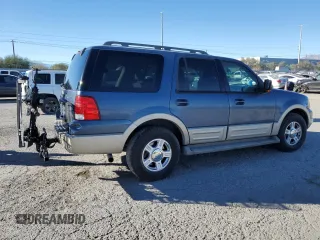 2006 Ford Expedition Eddie Bauer with VIN 1FMFU18506LA70881, listed as a Copart auction lot 84302544 with 140,247 mi miles and Salvage Title. Bid and sale history available at carsss.com. Image 3.