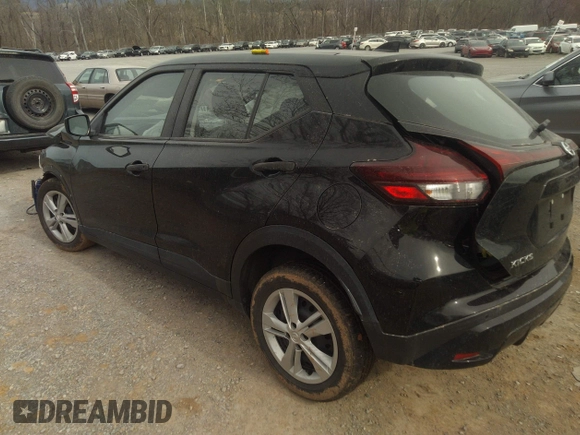 2021 Nissan Kicks S with VIN 3N1CP5BV9ML500720, listed as a IAAI auction lot 41712278 with 68,112 mi miles. Bid and sale history available at carsss.com. Image 3.