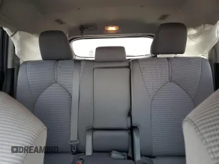 2020 Toyota Highlander LE with VIN 5TDZZRAH8LS003185, listed as a Copart auction lot 44607575 with 95,672 mi miles and Salvage title. Bid and sale history available at DreamBid. Image 10.