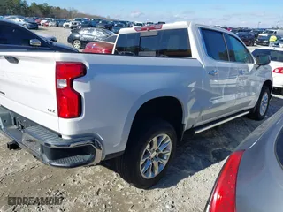 2019 Chevrolet Silverado 1500 LTZ with VIN 1GCUYGEL3KZ123666, listed as a IAAI auction lot 41145149 with 70,043 mi miles. Bid and sale history available at carsss.com. Image 4.