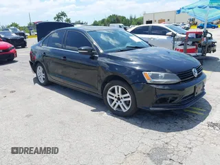 2017 Volkswagen Jetta S с VIN 3VW2B7AJ0HM334361, выставлен на аукционе IAAI как лот 42264747 с пробегом 141 542 миль миль и . История ставок и продаж доступна на DreamBid. Изображение 1.