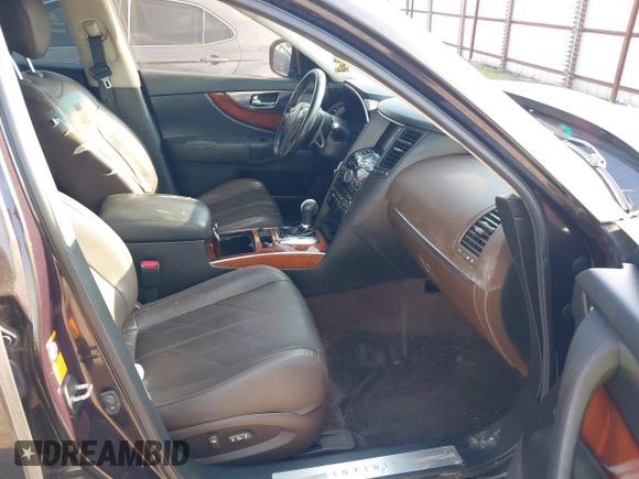 2009 Infiniti FX with VIN JNRAS18U19M101324, listed as a IAAI auction lot 42419224 with 227,427 mi miles and . Bid and sale history available at DreamBid. Image 5.