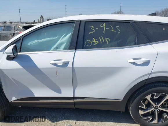 2025 Kia Sportage EX with VIN 5XYK33DF4SG269101, listed as a IAAI auction lot 41772994 with 2,513 mi miles. Bid and sale history available at carsss.com. Image 14.