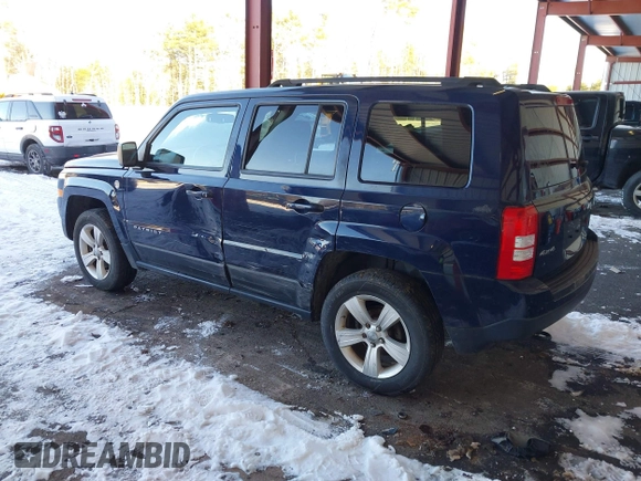 2012 Jeep Patriot Sport with VIN 1C4NJRBB0CD637926, listed as a IAAI auction lot 41190965 with 136,667 mi miles. Bid and sale history available at carsss.com. Image 3.
