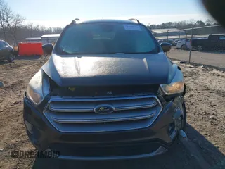 2018 Ford Escape SE with VIN 1FMCU0GD0JUA87303, listed as a IAAI auction lot 41612502 with 70,233 mi miles. Bid and sale history available at carsss.com. Image 13.