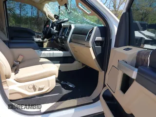 2017 Ford F-250 Lariat z VIN 1FT7W2BT4HEB67122, wystawiony jako IAAI lot #41992637 z przebiegiem 148 187 mil mil oraz . Historia ofert i sprzedaży dostępna na DreamBid. Obrazek 5.