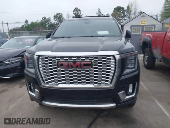 2021 GMC Yukon XL Denali with VIN 1GKS2JKL5MR458039, listed as a IAAI auction lot 41921865 with 25,141 mi miles. Bid and sale history available at carsss.com. Image 12.