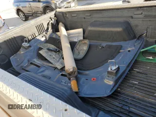 1998 GMC Sonoma SLS w/1SJ Pkg with VIN 1GTCT19W8W8532706, listed as a Copart auction lot 86663874 with 185,800 mi miles and Salvage Title. Bid and sale history available at carsss.com. Image 12.
