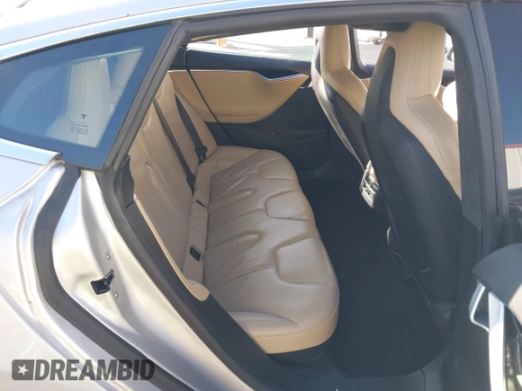 2016 Tesla Model S 90D с VIN 5YJSA1E23GF144496, выставлен на аукционе IAAI как лот 41372621 с пробегом 34 832 миль миль и . История ставок и продаж доступна на DreamBid. Изображение 8.