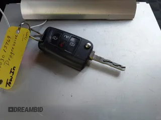 2018 Volkswagen Tiguan S с VIN 3VV1B7AX5JM052288, выставлен на аукционе IAAI как лот 42593264 с пробегом 143 029 миль миль и . История ставок и продаж доступна на DreamBid. Изображение 11.