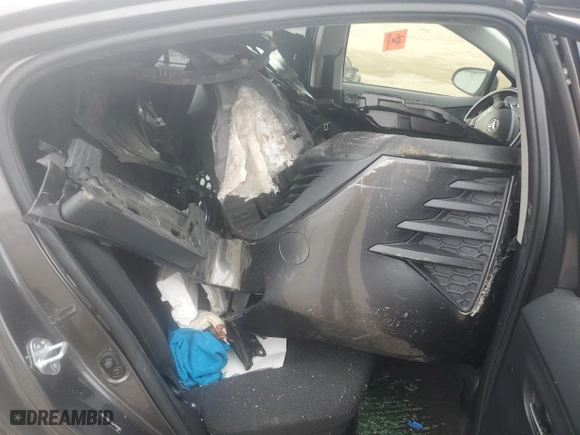2018 Toyota Prius c One with VIN JTDKDTB36J1599388, listed as a Copart auction lot 46197525 with 133,625 mi miles and Salvage Title. Bid and sale history available at carsss.com. Image 10.