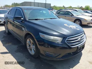 2013 Ford Taurus SEL z VIN 1FAHP2E86DG181780, wystawiony jako IAAI lot #41874666 z przebiegiem 133 175 mil mil oraz . Historia ofert i sprzedaży dostępna na DreamBid. Obrazek 1.